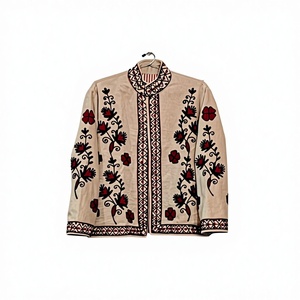Veste en toile de coton beige vintage pour femme |   Manteau bohème floral brodé à la main |   Vêtements d'extérieur artisanaux durables - Product Image 3