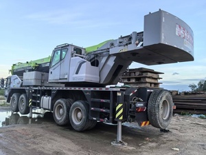 Grue sur camion ZOOMLION ZTC1000V6-1 d'occasion, 100 tonnes, année 2023, engin de construction, grue hydraulique à vendre - Product Image 5