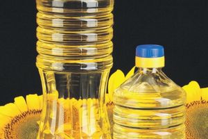 Huile de tournesol raffinée aromatisée de qualité supérieure, prix usine, huile de cuisson comestible, durée de conservation de 2 ans, formats 5L/20L/1000L pour usage alimentaire - Product Image 2