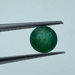 Gema de Esmeralda Verde Natural, Forma Redonda, 0.60 Quilates, 5.50MM, para Joyería, R.K. GEMS & JEWELLERY, Modelo RK118 - Product Image 1