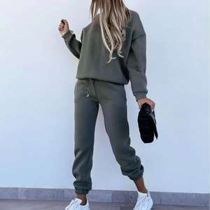 ชุดวอร์มผ้าฝ้ายมีฮู้ดสำหรับผู้หญิงชุดวอร์มสองชิ้นสำหรับฤดูหนาวออกแบบโลโก้ของคุณเอง - Product Image 4