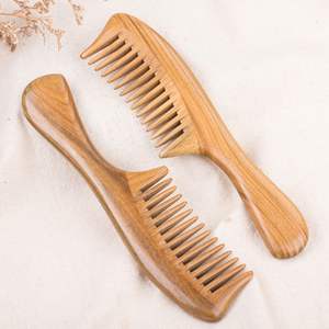 Peigne en bois au design unique, réduit la chute des cheveux, anti-pelliculaire, en bois de Neem pur, qualité standard en Inde - Product Image 3