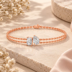 Bracelet de luxe en argent pour femme, double chaîne, avec bijoux géométriques en forme de goutte, émeraude radiante et diamant de laboratoire simulé taille poire - Product Image 3