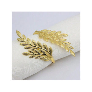 Anillos de Servilleta Geométricos Modernos de Hierro para Mesas de Boda, Cenas y Fiestas, Disponibles en Stock - Product Image 5