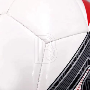 ฟุตบอลขายดีที่สุด คุณภาพสูง ผลิตจากวัสดุหนัง สำหรับทีมกีฬาฟุตบอล - Product Image 6