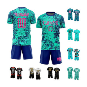 Maillot de football personnalisé pour hommes, femmes et jeunes, maillots et shorts de football personnalisés pour garçons avec nom d'équipe, numéro et logo - Product Image 1