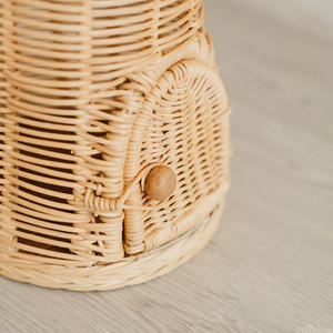 Décoration murale artisanale en rotin tressé en forme de plante pour chambre d'enfant - Product Image 4