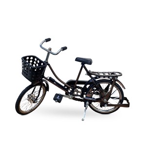 Modelo Decorativo de Bicicleta Javanesa Vintage Hecho a Mano en Hierro Metálico para Decoración del Hogar y la Oficina - Product Image 3