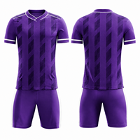 Ensemble de maillots de football unisexe personnalisés avec impression par transfert thermique, respirant, séchage rapide, anti-UV, extensible dans les 4 sens, short inclus