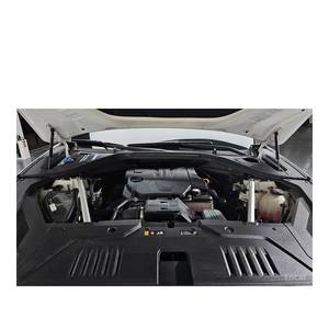 Genesis GV70 2.5T 2024, Gasolina, Tracción en las Cuatro Ruedas, Caja de Cambios Automática, Asientos de Cuero, Cámara Trasera, 26,799 km, Volante a la Izquierda - Product Image 5