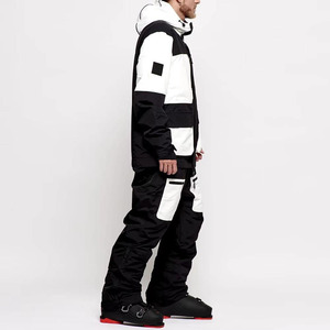Conjunto de Chaqueta y Pantalones de Esquí Impermeables para Hombre, Diseño Color Block en Blanco y Negro, con Capucha y Bolsillos Tipo Cargo - Product Image 4