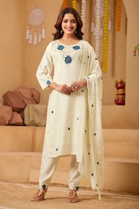 Cream Cotton <b>Kurta</b> Set With Blue Floral Embroidery Dupatta Regular Fit Ankle-Length Traditional Casual Wear <b>For</b> <b>Women</b> - Product Image 5