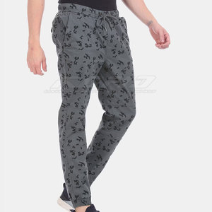 Pantalones deportivos para hombre, material transpirable, diseñados para largas sesiones de entrenamiento y entrenamientos de alta intensidad. - Product Image 4