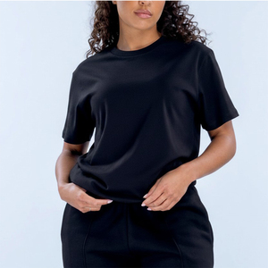 T-shirt à manches courtes noir pour femme, logo personnalisé, haute qualité, vente en gros, jersey uni, respirant, à séchage rapide, pour le printemps et l'été - Product Image 3