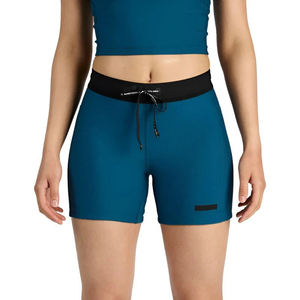 Shorts de yoga pour femmes en tissu extensible, production en gros pour importateurs, marques, distributeurs, détaillants et studios - Product Image 1