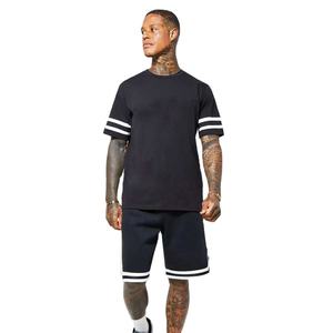 Qualité supérieure 2025 vente en gros hommes deux pièces ensemble chaud nouveau haute qualité hommes été t-shirt et ensemble court - Product Image 1