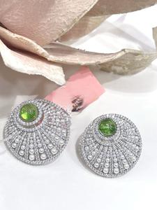 ต่างหูประดับเพชรซิร์คอนคุณภาพดีเยี่ยม สีเงินสดใส สำหรับผู้หญิงและเด็กผู้หญิง เหมาะสำหรับงานกลางคืนและงานปาร์ตี้ - Product Image 3