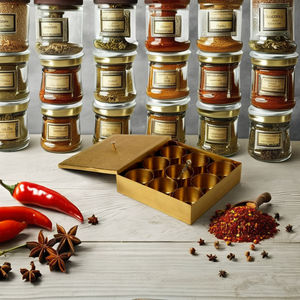 Boîtes à épices et poivriers carrés de 8 pouces en laiton massif Bold Blossom, faites à la main, 100 % laiton pur, qualité alimentaire, écologiques - Product Image 1