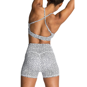 Ensemble de sport et yoga grande taille pour femmes, personnalisable avec logo, soutien-gorge et short de sport, vente en gros sous marque privée - Product Image 4