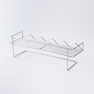 Le support de douche mural en acier inoxydable aide à gagner de la place et à organiser le rangement. - Product Image 2