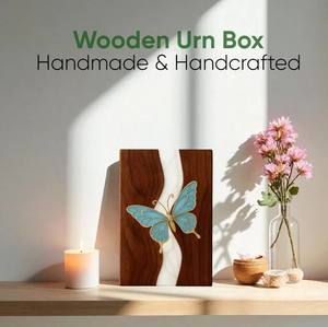 Urna Funeraria Artesanal de Mariposa Azul: Caja Conmemorativa de Madera y Resina - Product Image 2