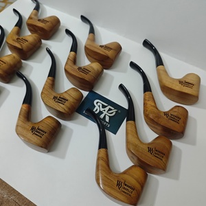 Pipa de Fumar de Madera Contemporánea Hecha a Mano con Acabado de Grano Natural y Tallo de Cuerno, Regalo Artesanal y Pieza de Colección - Product Image 5