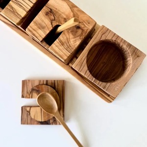 Ensemble de salières à épices en bois avec couvercle et cuillère, fabriqué à la main pour la cuisine, en bois naturel durable - Product Image 5
