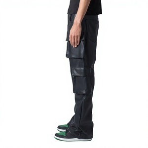 Pantalones Cargo de Cuero Sintético Negro para Hombre ELYSIAN INDUSTRIES, Corte Recto, Múltiples Bolsillos, Estilo Workwear, Cintura Elástica, Cierre de Cremallera - Product Image 5