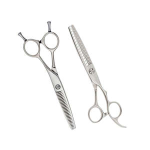 Tijeras Eléctricas Profesionales para Adelgazar Cabello, 32 Dientes, Acero Inoxidable, Diseño Atemporal, Uso Hospitalario - Product Image 3