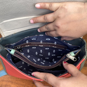 กระเป๋าสะพายข้างหนังรีไซเคิลพิมพ์ลายสัตว์ดีไซน์ใหม่สำหรับผู้หญิงกระเป๋าสะพายไหล่หนังสีสันสดใสหรูหราแบรนด์ดัง - Product Image 3