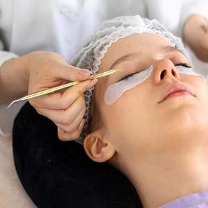 Outils de rehaussement de cils : Peigne séparateur personnalisé pour application précise des cils - Product Image 5