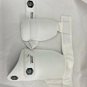 Almohadillas de Protección Personalizadas para Jugadores de Cricket de la Marca Strike Thai Guard Mannu Sports, Fabricadas en Fábrica, Precios Competitivos en Equipamiento de Protección - Product Image 1