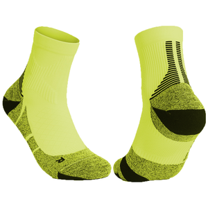 Chaussettes de course personnalisées à séchage rapide imprimées par sublimation, chaussettes de sport de performance en gros, chaussettes de cyclisme en polyester de haute qualité - Product Image 4