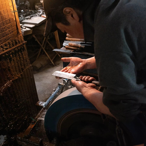 Couteau de cuisine Gyuto Tosa-uchihamono, lame en acier carbone, manche en bois, ambidextre, construction forgée, écologique, 6-7,9 pouces - Product Image 1