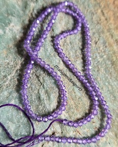 Collar de cuentas de circonita cúbica morada lavanda de 2.50 MM, piedras preciosas redondas facetadas, regalo para otra persona - Product Image 1