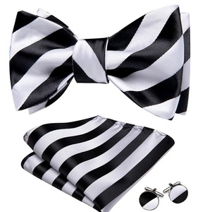 Ensemble Nœud Papillon Rayé avec Pochette et Boutons de Manchette en Soie Noire et Blanche, à Nouer Soi-même, Accessoires de Costume Formels pour Homme, Cadeau de Mariage - Product Image 1
