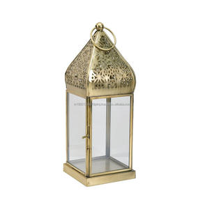 Vela de metal marroquí dorada personalizada de alta calidad disponible, candelabros de cristal de la mejor calidad, farolillos decorativos de Ramadán - Product Image 6