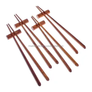 Palillos cuadrados cónicos de madera sin terminar para fiesta Palillos bruñidos para comedor informal - Product Image 2
