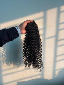 Extensions de cheveux humains brésiliens Remy bouclés au crochet Swamiji World Trade, double trame, toutes couleurs, fixation clip-in/tissage - Product Image 2