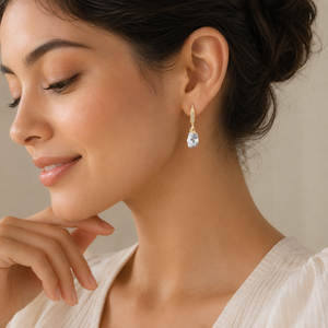 Boucles d'oreilles en opale dendritique de 26 à 27 mm avec fil d'oreille en zircon, forme brute, argent sterling 925 plaqué or 18 carats - Product Image 6
