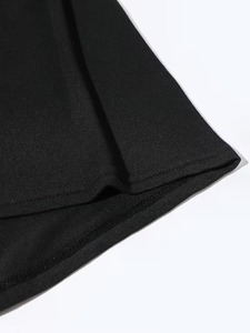 Camiseta Negra de Manga Corta para Hombre con Estampado de Sonrisa de Dibujos Animados, Corte Regular, Cuello Redondo, Informal, de Algodón, Diseño Personalizado, Talla Grande - Product Image 4