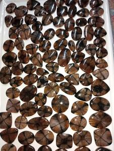 Venta al por mayor de Chiastolita Natural Impresionante, Cabujón Semipulido de Cuarzo Liso para Sanación, Gema Suelta - Product Image 1