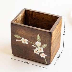 Accessoires de table : Panier de service en bois pour couverts, serviettes, salière et poivrière – Écologique pour une mise en place de table élégante - Product Image 4