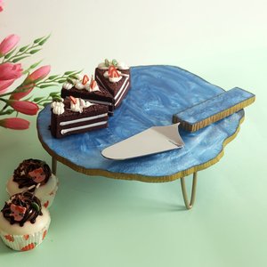 Support à gâteau rond en résine époxy artisanale de qualité supérieure avec pieds en métal, résistant au four, pour les fêtes et les événements - Product Image 4