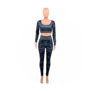 Ensemble de yoga pour femmes 2 pièces, séchage rapide, respirant, écologique, grande taille, logo uni sur le devant, haute qualité, Spandex/Polyester, col rond - Product Image 2