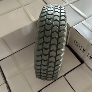 Neumático sólido Cheng Shin 3.00-4 260X85 10X3, antipinchazos, de poliuretano, color gris, para scooters de movilidad Pride Drive, Invacare, sillas de ruedas eléctricas y carritos. - Product Image 2