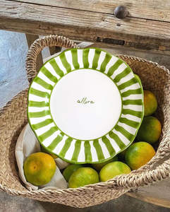 Plato de Cerámica Amarillo Hecho a Mano de Calidad de Exportación, Diseño Floral Tradicional, Vajilla Artesanal Pulida y Duradera - Product Image 5