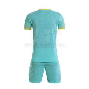 Conjunto de Uniforme de Fútbol Profesional para Hombre, Jersey y Pantalones Cortos de Alto Rendimiento, Material Ligero para Partidos de Liga y Entrenamiento - Product Image 2