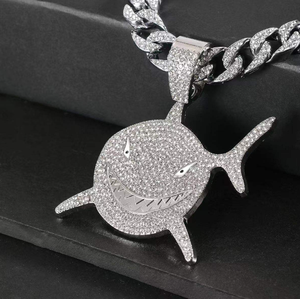 Colgante de Lujo Personalizado de Plata 925 con Moissanita Completa, Diseño de Tiburón Hip-hop, Tendencia Creativa para Parejas, Estilo Cubano - Product Image 2