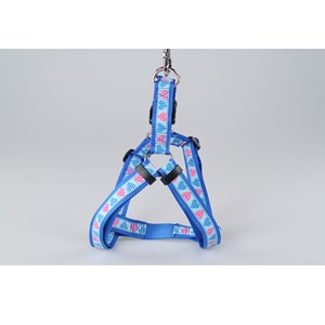 Harnais pour animaux de compagnie en nylon multicouche, motif floral, OEM/ODM, résistant à l'eau, avec bande réfléchissante de sécurité, fournitures pour animaux de compagnie - Product Image 4